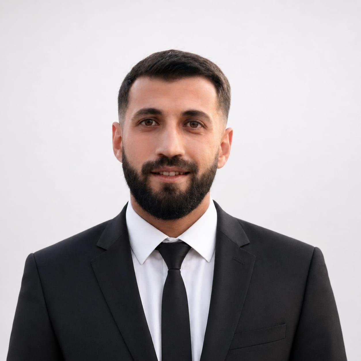 عادل زيان